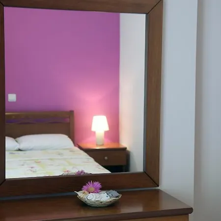 Kehagias Apartment *