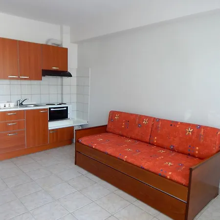 Apartment Kehagias *